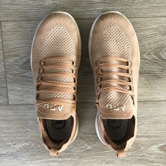 APL Shoes - Picture 5 of 15